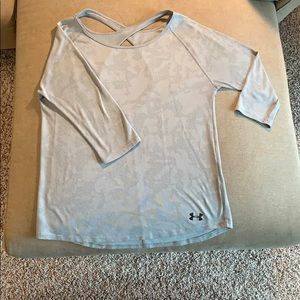 Underarmour workout shirt